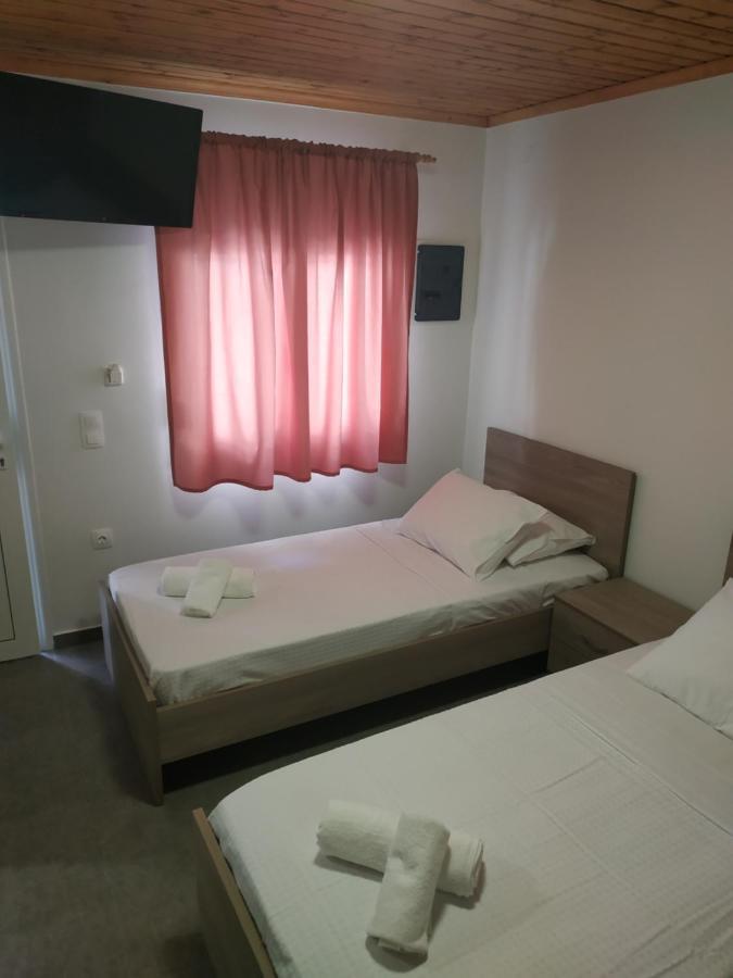 Agelikis' Apartments Nea Kallikrateia Экстерьер фото