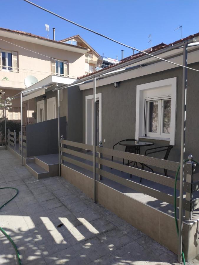 Agelikis' Apartments Nea Kallikrateia Экстерьер фото